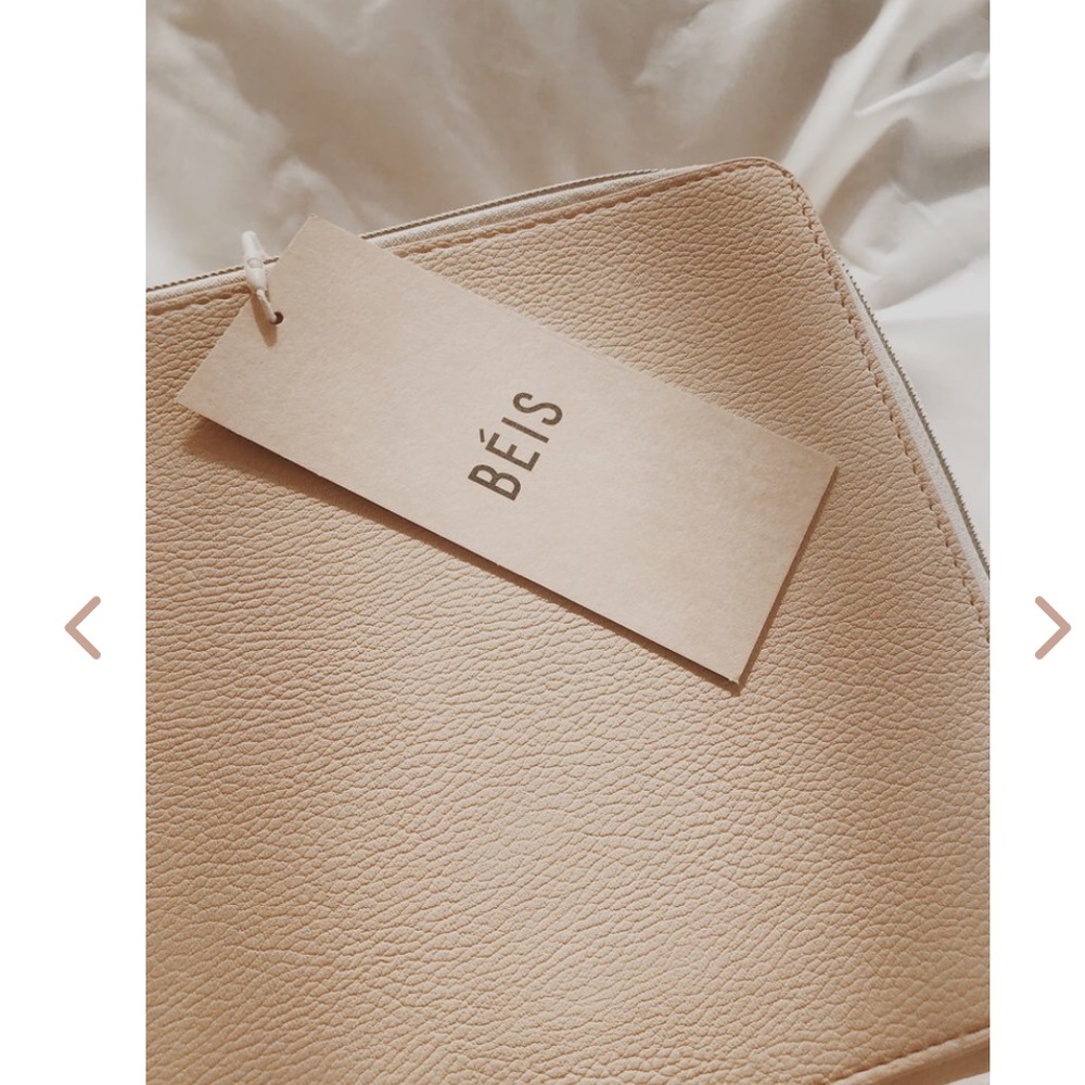 Beis Cosmetic bag. NWT